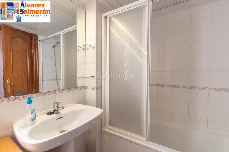 Foto 89c0ad4a-adec-4361-9161-c7ae7698c117. Appartement dans calle madre teresa 1 dans Centro - Sagrario Granada
