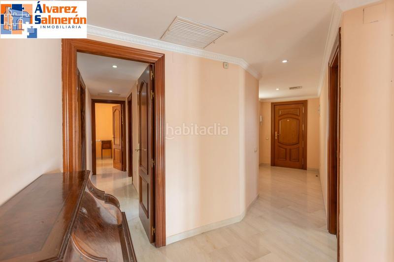 Foto bb95bb7a-0fe3-4011-8361-a831fba3e2ac. Appartement dans calle madre teresa 1 dans Centro - Sagrario Granada