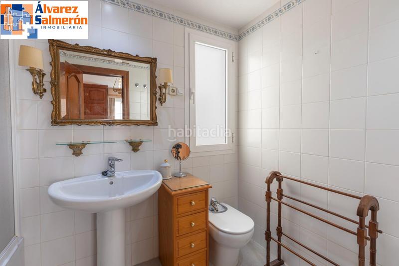 Foto c4af467e-edbf-49be-a758-751287d31932. Appartement dans calle madre teresa 1 dans Centro - Sagrario Granada