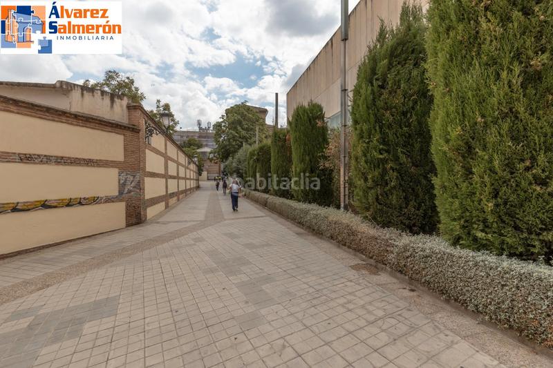 Foto f33aea49-11e3-48cf-8e77-85dbcd2b478b. Appartement dans calle madre teresa 1 dans Centro - Sagrario Granada