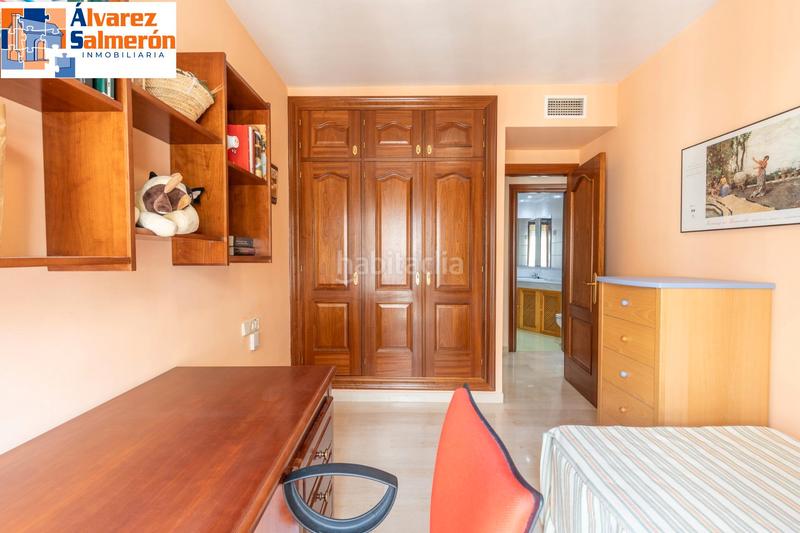 Foto fa726368-f501-4957-9ecf-a1819271c66f. Appartement dans calle madre teresa 1 dans Centro - Sagrario Granada