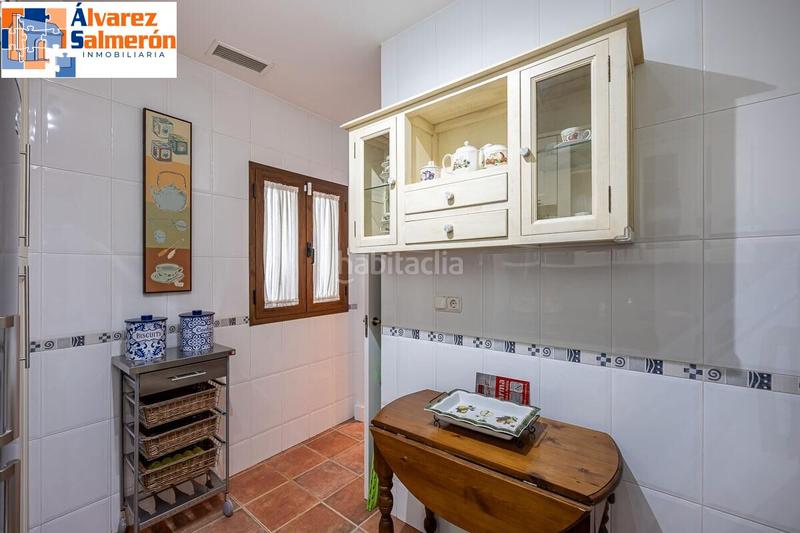 Foto 09d8c6b6-006a-4939-b486-588c2281db01. Alquiler apartamento ¡¡¡¡fabuloso apartamento en la mismisima calle puentezuelas frente a zara!!!! en Granada