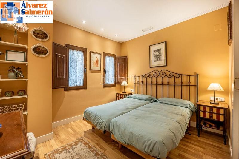 Foto 65afffaa-8b8f-4b43-b5d4-379e3704c135. Alquiler apartamento ¡¡¡¡fabuloso apartamento en la mismisima calle puentezuelas frente a zara!!!! en Granada