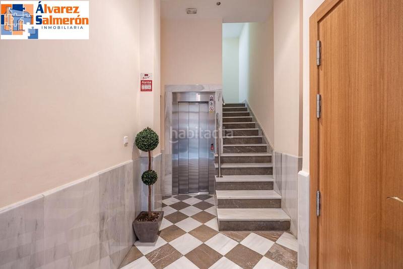 Foto 9e97cf7b-d373-4475-875d-7383dc12792c. Alquiler apartamento ¡¡¡¡fabuloso apartamento en la mismisima calle puentezuelas frente a zara!!!! en Granada