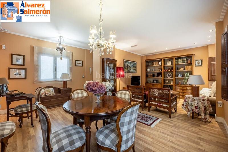 Foto 0c21c460-e624-4df9-93bd-3c7ef13a1e97. Miete appartement mit heizung in Centro - Sagrario Granada