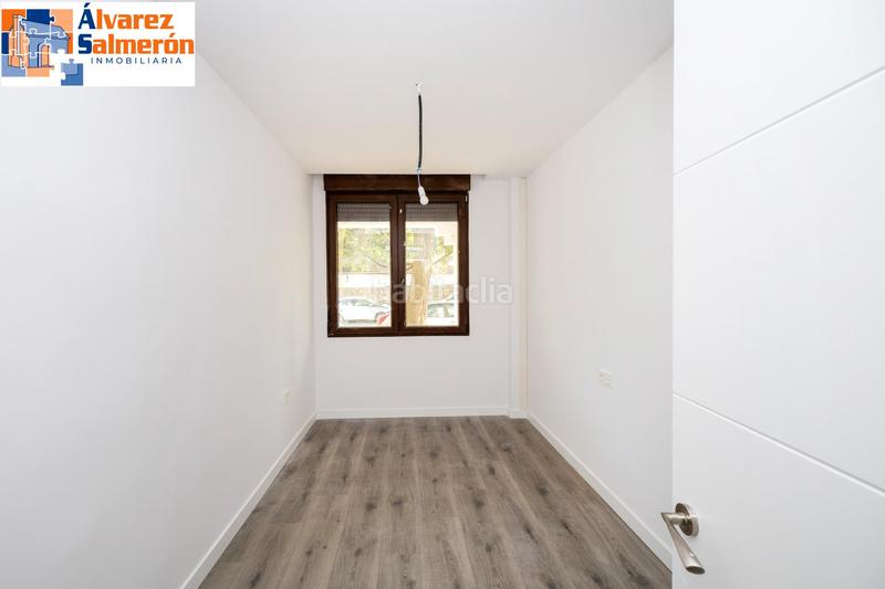 Foto f77ac062-addd-463f-8524-55e192736bd7. Pis a Camino de los Neveros - Serrallo Granada