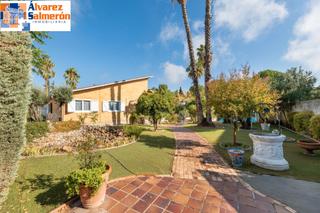 Xalet  Paseo del fuego. Chalet independiente en urbanizacion parque del cubillas, albolo