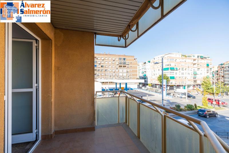 Foto b3eadf7c-943f-4de0-8c38-3e0f8e5b0b2e. Appartement dans Camino de Ronda Granada