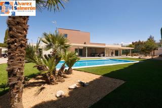 Chalet  Manzanilla. Exclusivo chalet de diseño