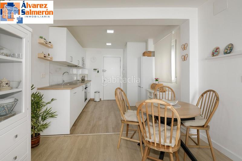 Foto b8f2f50a-e327-4af8-ac05-6c84a5cb6dfe. Attique dans Barrio de Zaidín Granada