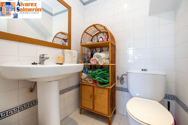 Foto 549e34a3-90e3-4000-a443-86b58c56d796. Casa aparellada a Calahonda - Carchuna Motril