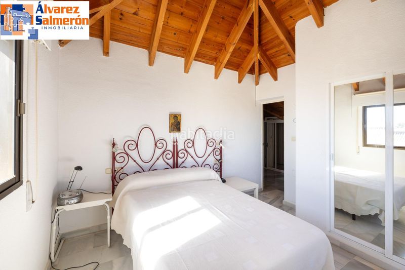 Foto f396b245-16f0-4283-b12d-9adc1388aacd. Casa aparellada a Calahonda - Carchuna Motril