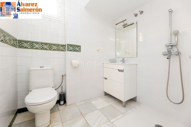 Foto a29a9081-7ef8-4fbf-b7e3-1c457cfe1e61. Xalet amb aparcament piscina a Camino de los Neveros - Serrallo Granada