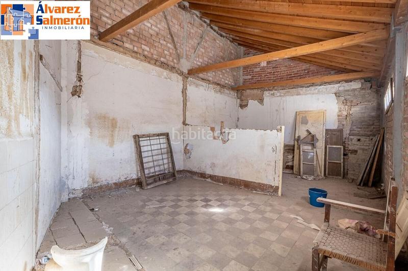 Foto 178d3026-13ef-482d-8f54-52a336fb0f7d. Edificio in Fígares Granada