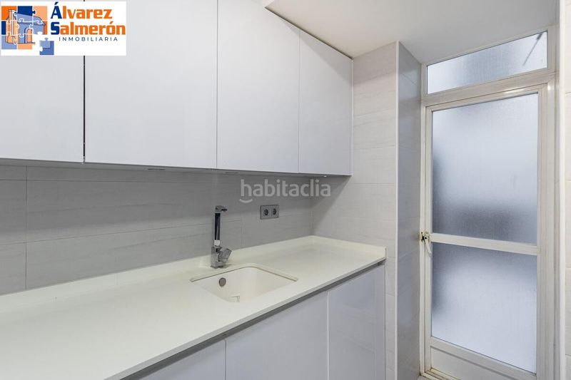 Foto ed0be514-8cb1-4f89-a96c-2cbda75be98f. Pis amb calefacció a Fígares Granada