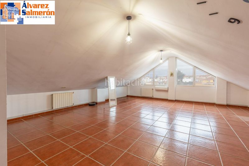 Foto bb98145a-4e5a-46d0-b2d7-184b59ff2502. Casa adossada amb calefacció aparcament piscina a Ogíjares