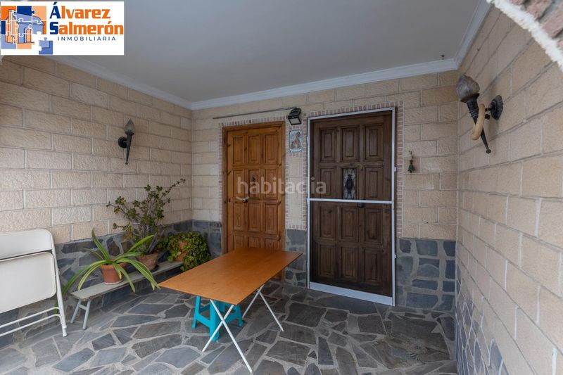 Foto ec2d8895-a34b-4e24-8327-f5659f61b8eb. Casa adossada amb calefacció aparcament piscina a Ogíjares