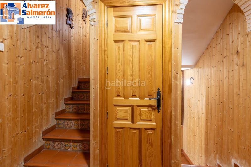 Foto f562aaca-1eb8-4c6e-af44-ccdd981050d2. Casa adossada amb calefacció aparcament piscina a Ogíjares