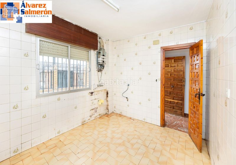 Foto 42c4a976-9804-462d-86fa-2be5d1adcf53. Chalet con parcheggio piscina in Huétor Vega