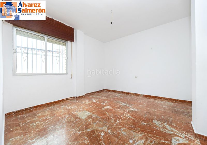 Foto b0cb5f25-07a1-4eab-a7eb-b2ef3cf80f78. Chalet con parcheggio piscina in Huétor Vega