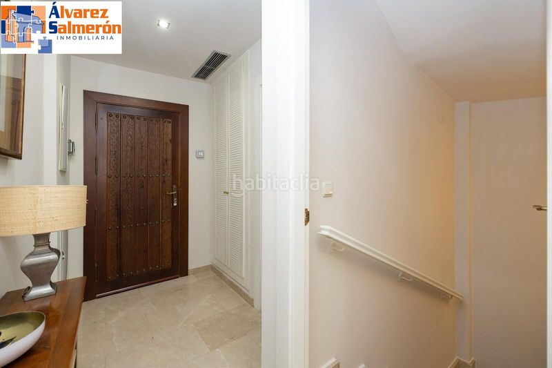 Foto d6143e74-f620-4ab3-a3e5-b1bab3b63c01. Casa adossada amb calefacció aparcament piscina a Granada