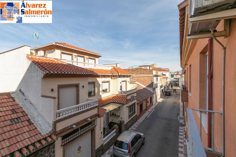 Foto 3f963cc0-8c47-4720-9d95-282b6236bfcb. Pis amb calefacció a Avda. De los Ogíjares Armilla