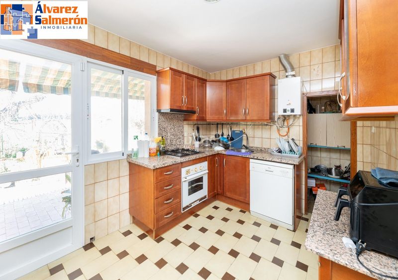 Foto b6ca2755-402c-46c8-96b8-c52bd64e5e5c. Casa a Belicena Vegas del Genil
