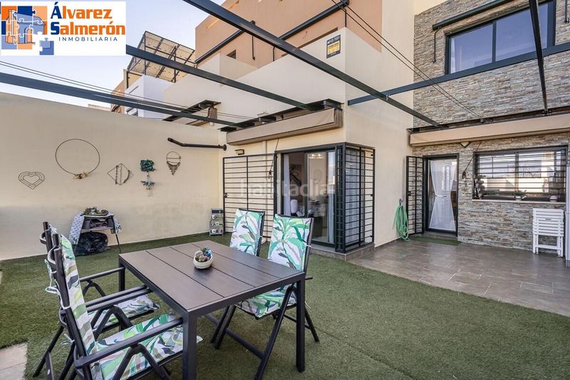 Foto 55a6f400-00ec-4138-b1fc-18e4f396a363. Casa adossada amb aparcament piscina a San Francisco - El Chorrillo Gabias (Las)