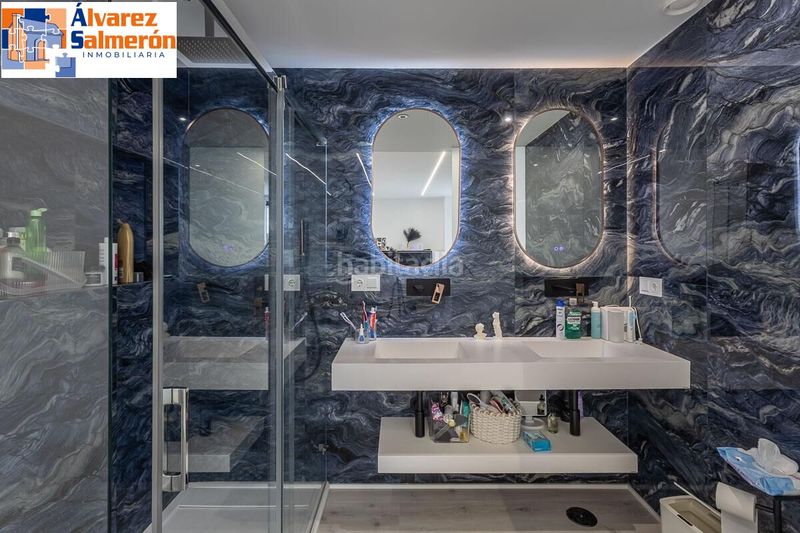 Foto 2493c97b-c0f8-4a14-85e3-5f280ca02c5e. Casa adossada amb aparcament piscina a Albolote