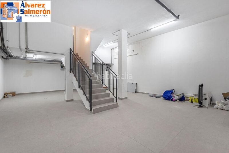 Foto 28a4f285-292f-434d-8788-58e31617bdd8. Casa adossada amb aparcament piscina a Albolote