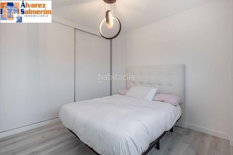 Foto 5d19052a-27e3-49e9-8f3b-0df6fed5ff7c. Casa adossada amb aparcament piscina a Albolote