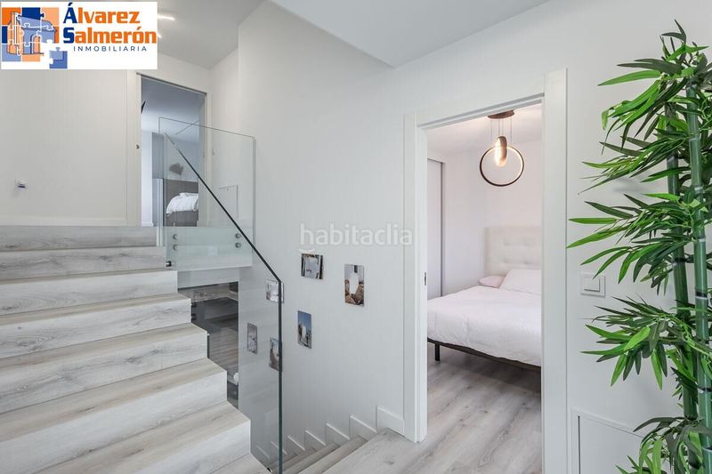 Foto 705da963-ae5c-40e8-9945-0a4d09097fb1. Casa adossada amb aparcament piscina a Albolote