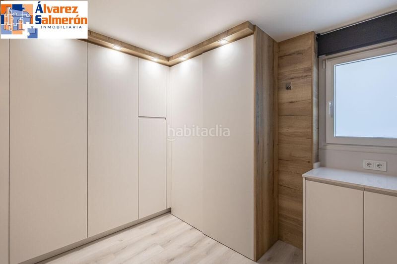 Foto b33f8195-2944-42f9-b6ab-e1054eb11e28. Casa adossada amb aparcament piscina a Albolote