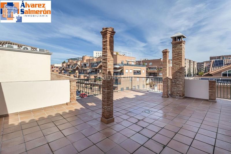 Foto f581fdfb-b755-41bb-90c0-8dd72c24a0d1. Casa aparellada amb aparcament piscina a Fígares Granada