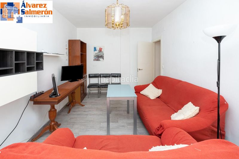 Foto 74c528f9-87a7-4a42-b268-3d568f088578. Appartement avec chauffage dans Camino de Ronda Granada