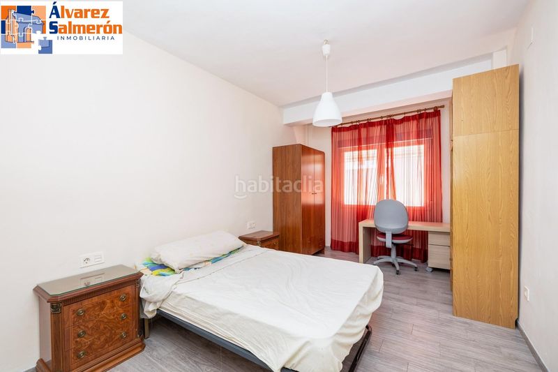 Foto 777747e9-fdb3-4bf2-827a-df14be86bf5a. Appartement avec chauffage dans Camino de Ronda Granada