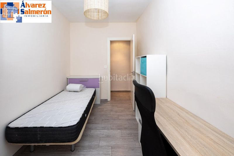 Foto fa3f43ba-9c46-4609-98b7-42f5fc5dd2cc. Appartement avec chauffage dans Camino de Ronda Granada