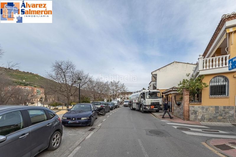 Foto 2e65ce2d-19b2-4c8b-be06-4336f07e0998. Casa amb aparcament a Bola de Oro Granada