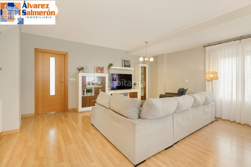 Foto 4315f10c-66dd-4bd0-a118-f4a4310156c9. Casa a schiera con riscaldamento parcheggio in Casco Histórico Churriana de la Vega