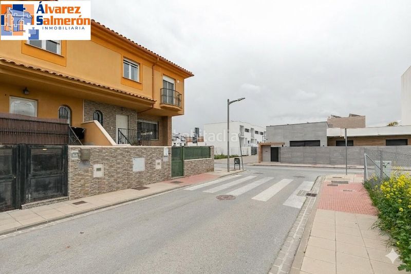 Foto 90afa7e1-c927-4049-8da1-df7dfceaaef0. Casa a schiera con riscaldamento parcheggio in Casco Histórico Churriana de la Vega