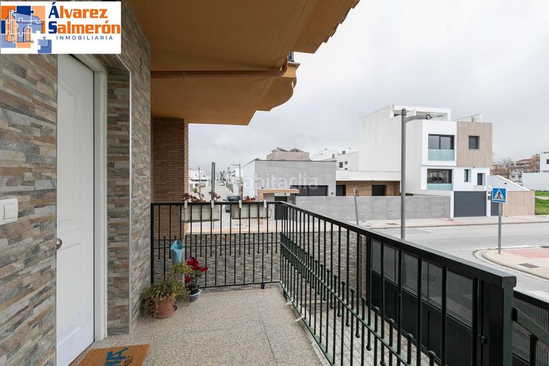 Foto ad8f59f8-3921-47d8-8dbb-82b332ca2449. Casa a schiera con riscaldamento parcheggio in Casco Histórico Churriana de la Vega