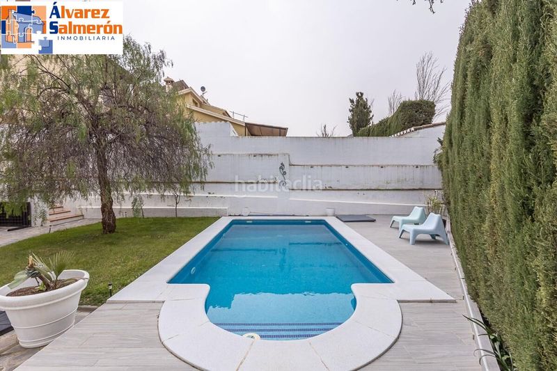 Foto 017b307b-fc07-44d6-a086-ec832983f385. Xalet amb aparcament piscina a Urbanizaciones Alhendín