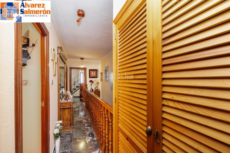 Foto 2257be13-b633-45af-90bc-502a2e87863f. Casa aparellada amb piscina a Peligros