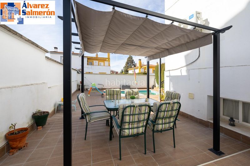 Foto 3729d6ca-2b79-43d6-b9d6-339093796d5b. Casa aparellada amb piscina a Peligros