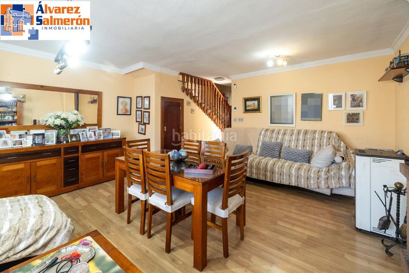 Foto 7797c44f-2fac-41a2-9be3-ebedd5c5cef8. Casa aparellada amb piscina a Peligros