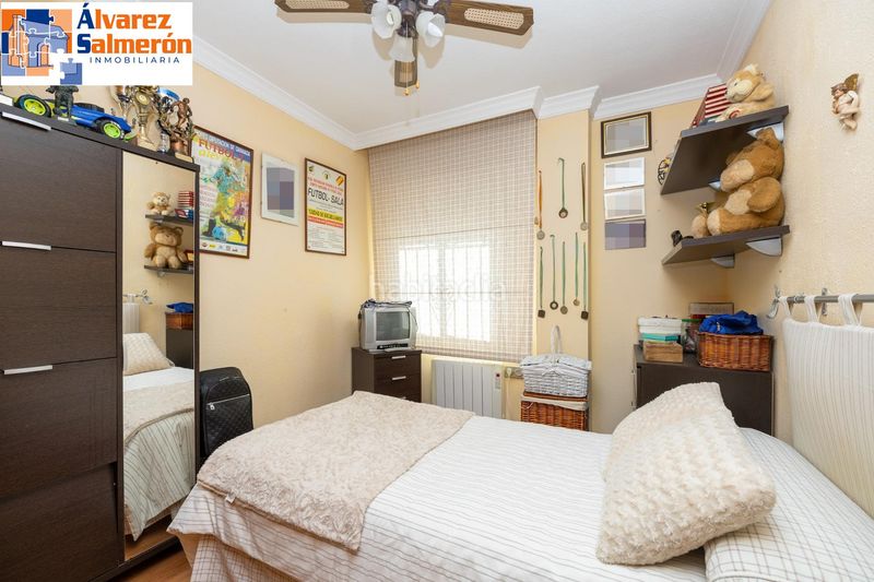 Foto af4ed3a1-6456-47b4-ae19-4ba2c1713e55. Casa aparellada amb piscina a Peligros