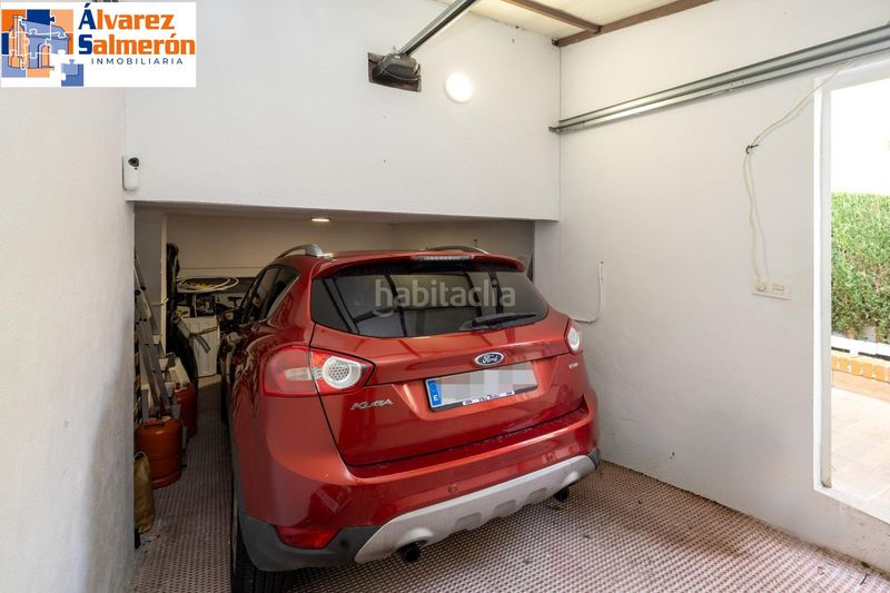 Foto d09108fb-06b1-4618-b91f-c39e0ca96e73. Casa aparellada amb piscina a Peligros