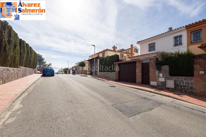 Foto d71bd19f-009a-44a5-81ae-45045c501991. Casa aparellada amb piscina a Peligros