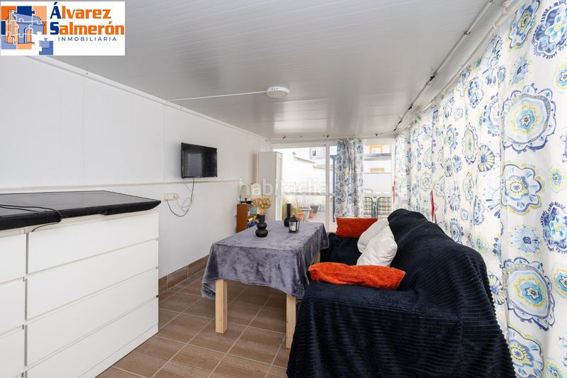 Foto e8900cfb-c16d-491c-b818-631d05fa914f. Casa aparellada amb piscina a Peligros