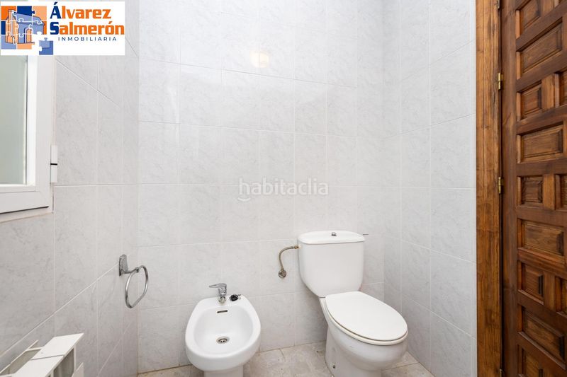 Foto 3d285492-1354-4018-8dd3-8bb4d6dbdfd5. Xalet amb aparcament piscina a Ogíjares